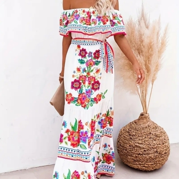 Floral Belted Tunic Style Maxi Dress - Picture 4 of 13